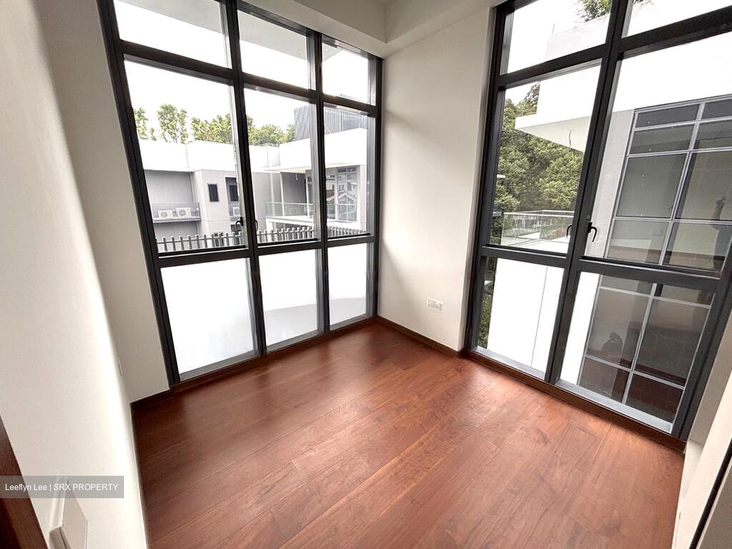 Phoenix Residences (D23), Apartment #449875791